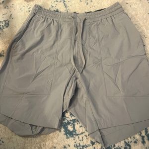 Lululemon mens shorts